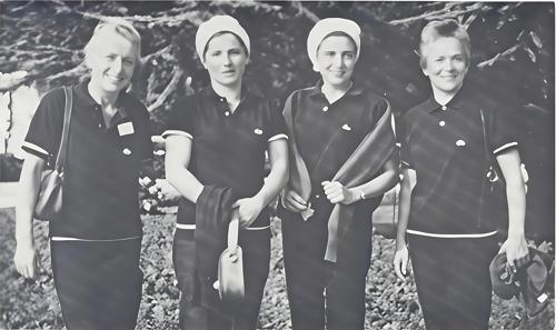 Mrs. Helene Chaudoir, Mrs. Fr. Engle-Jacquet, Mrs. Jacques Francois, Mrs. Pierre Leysen